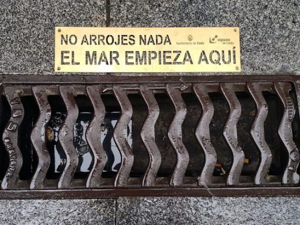 CUIDA TU WC / CUIDA TUS PLAYAS